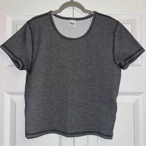 Aritzia TNA Cropped T-Shirt